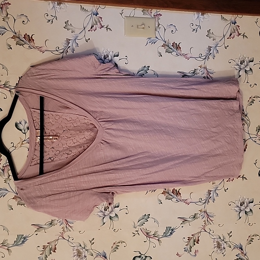 Eyeshadow EUC Plus Size Blush Colored T-shirt w/ lace back w/ Jewel Detail 2X